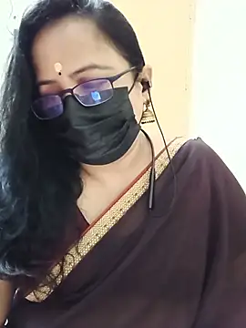 monisha cam online show from 05/14/26, 11:06