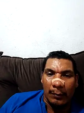 Snapshot of Cristiantx0909 chatting on 05/10/26, 02:39 Cristiantx0909 online show from 05/10/26, 02:39