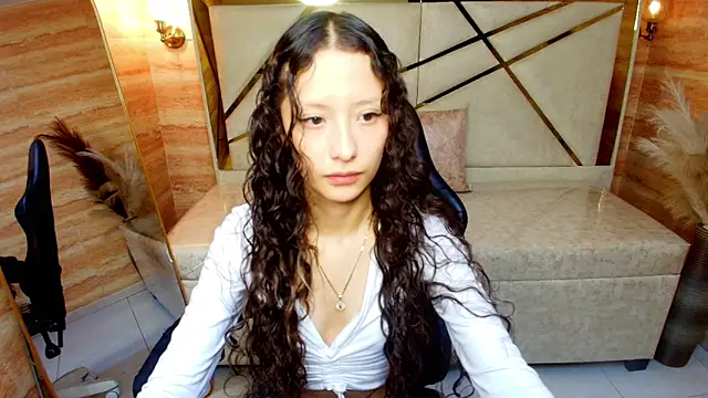 abby  r online show from 04/11/26, 12:42