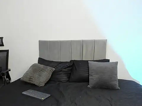 Pamela  83 online show from 04/02/26, 08:06