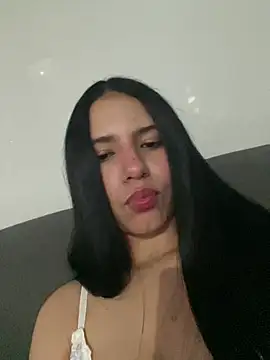 IsabelaRivers online show from 05/14/26, 03:35