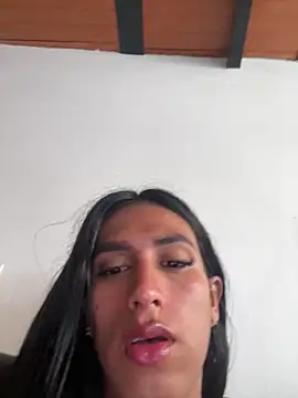 luna duque online show from 05/27/26, 03:20