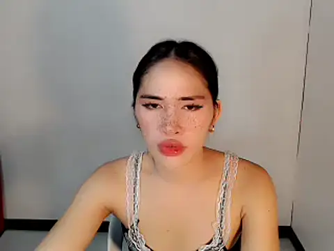 urasiankylie online show from 04/25/26, 08:50