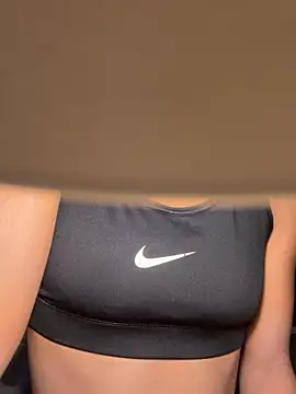 latinacaro- online show from 05/22/26, 05:58