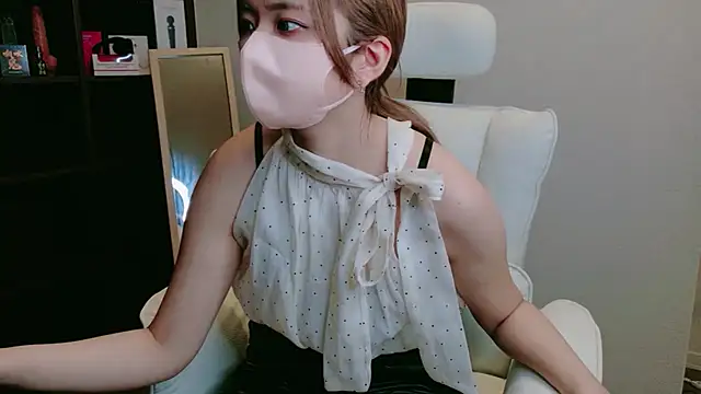 YUA 0425 online show from 08/02/26, 04:38