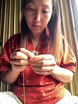 Snapshot of Huonglyna chatting on 06/09/26, 05:52 Huonglyna online show from 06/09/26, 05:52