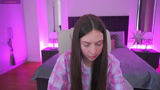 Snapshot of BabyLumi chatting on 04/02/26, 01:31 BabyLumi online show from 04/02/26, 01:31