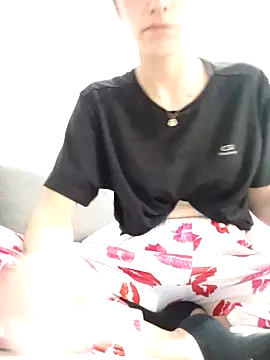 Lolaa92i online show from 04/03/26, 10:19