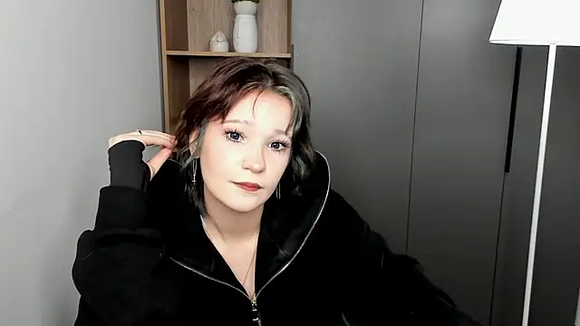 BettieBagwill online show from 04/05/26, 08:44