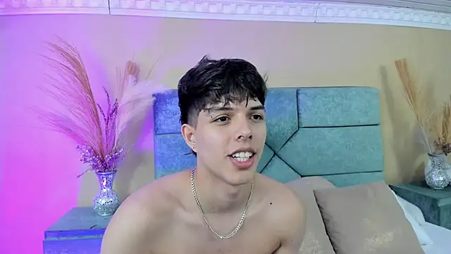 DamiaanXx online show from 04/18/26, 01:04