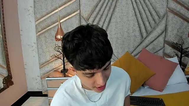 DamiaanXx online show from 05/05/26, 12:35