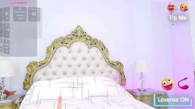Snapshot of BonnyCandy chatting on 05/13/26, 12:02 BonnyCandy online show from 05/13/26, 12:02