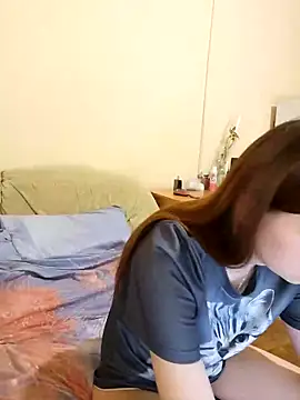 JessicaHolland1 online show from 04/13/26, 05:29