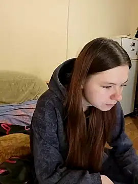 JessicaHolland1 online show from 04/14/26, 04:13