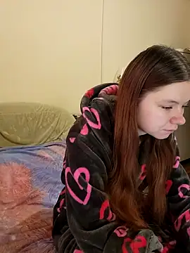 JessicaHolland1 online show from 04/15/26, 06:09