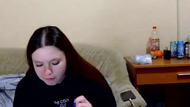 JessicaHolland1 online show from 04/19/26, 06:43