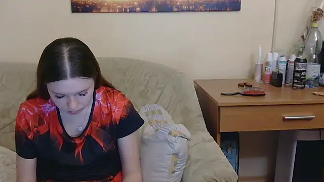JessicaHolland1 online show from 05/06/26, 05:51