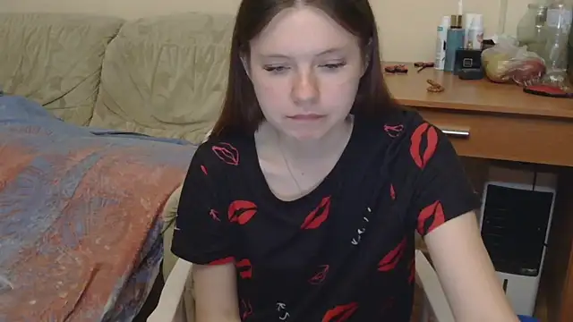 JessicaHolland1 online show from 05/13/26, 07:11