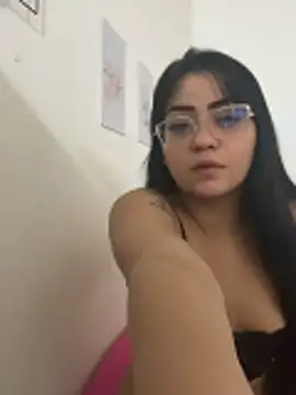 stefanny699 online show from 06/17/26, 03:42