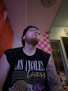 Snapshot of thetearits chatting on 04/13/26, 07:47 thetearits online show from 04/13/26, 07:47