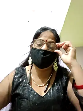 SEEMA 012 online show from 05/07/26, 04:51
