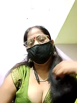 SEEMA 012 online show from 05/17/26, 04:54