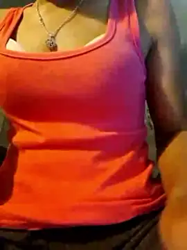 Mi-Tiffiny online show from 04/04/26, 02:58