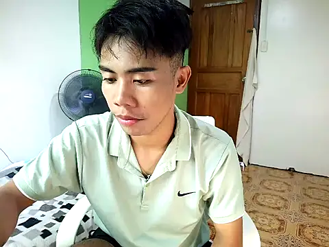 Snapshot of valerio_fernan chatting on 07/05/26, 04:19 valerio fernan online show from 07/05/26, 04:19
