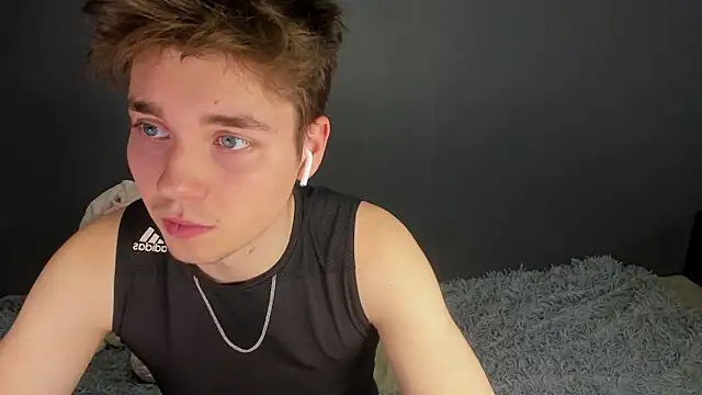 zeriax online show from 04/06/26, 01:36