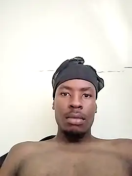 Snapshot of Carlo-Mc chatting on 04/03/26, 01:42 Carlo-Mc online show from 04/03/26, 01:42