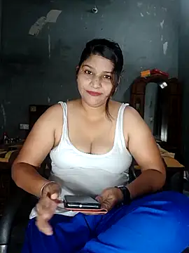 Riyashrma001 online show from 04/23/26, 07:27