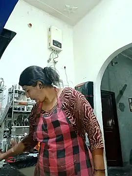 Riyashrma001 online show from 05/25/26, 03:29