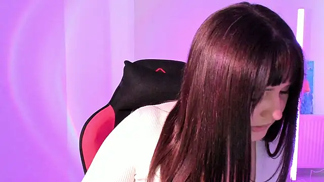 SourCherry   online show from 04/17/26, 12:30