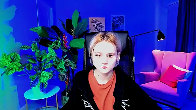 MicheleMarsh online show from 04/08/26, 01:00