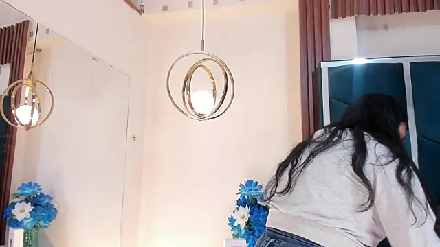 AprilMiiller online show from 05/16/26, 12:59