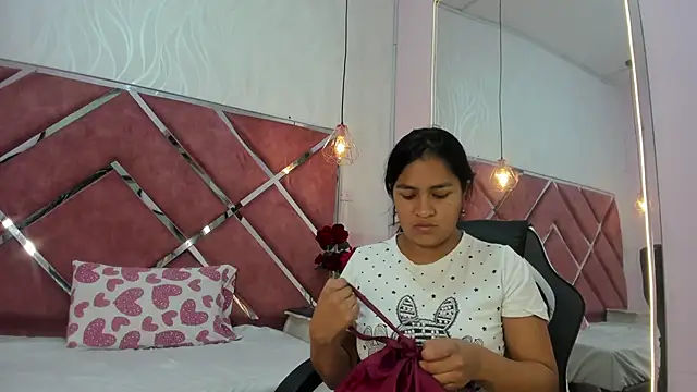 AprilMiiller online show from 05/21/26, 12:56