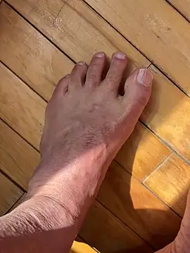 Darktrain50 online show from 04/12/26, 04:23