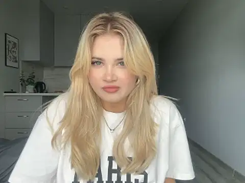 Snapshot of kirtova_ chatting on 05/31/26, 11:17 kirtova online show from 05/31/26, 11:17