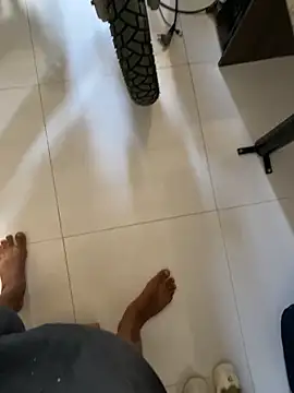 Snapshot of cruzeiro1998 chatting on 04/07/26, 01:44 cruzeiro1998 online show from 04/07/26, 01:44