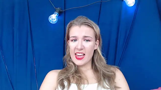 Yennyloves online show from 05/12/26, 11:07
