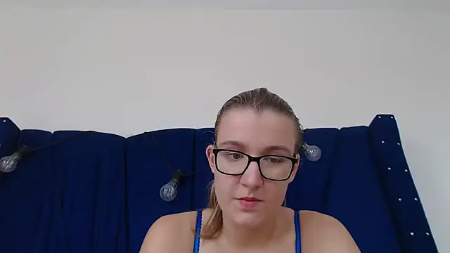 Yennyloves online show from 05/31/26, 06:31