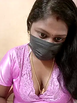 Romantic Woman online show from 04/13/26, 06:13