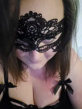 Snapshot of Blondibaby chatting on 04/19/26, 06:54 Blondibaby online show from 04/19/26, 06:54