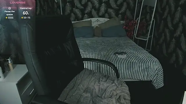 Alice Nyx online show from 07/26/26, 08:49