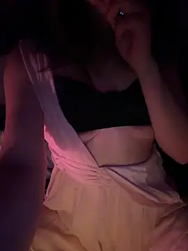 Snapshot of Abi_Jtg chatting on 04/05/26, 03:04 Abi Jtg online show from 04/05/26, 03:04