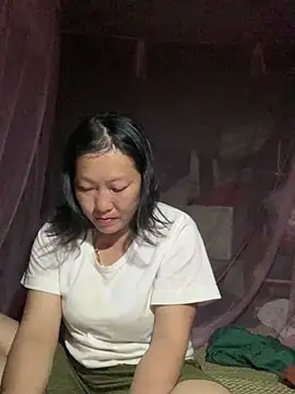 Snapshot of candy-beo chatting on 04/11/26, 02:32 candy-beo online show from 04/11/26, 02:32