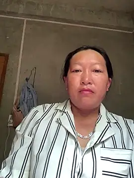 candy-beo online show from 05/15/26, 10:50