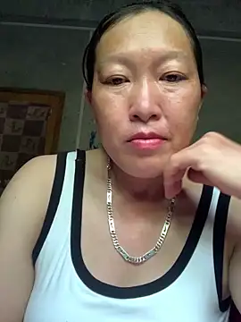 candy-beo online show from 05/17/26, 05:16