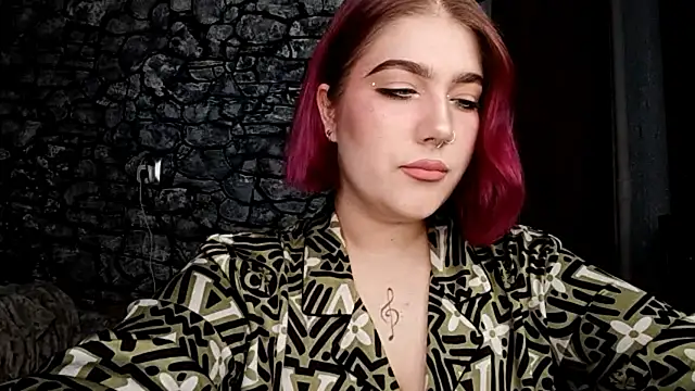 Snapshot of E_thie chatting on 04/05/26, 01:19 E thie online show from 04/05/26, 01:19