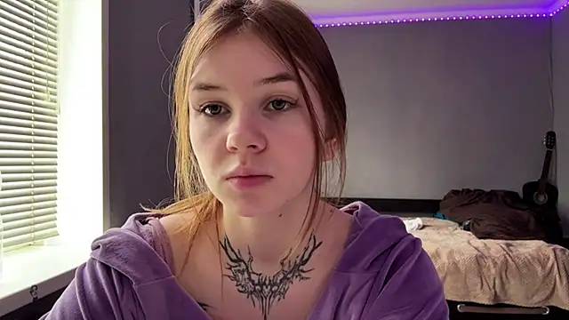 KellyRose online show from 04/05/26, 08:11